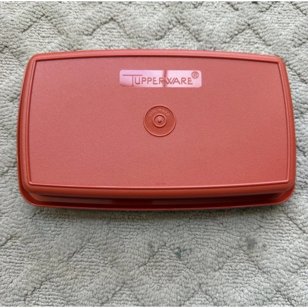 Vintage Tupperware Red Paprika Deli Meat Cheese Keeper 816-14 & 817-20- 5.5X9.5